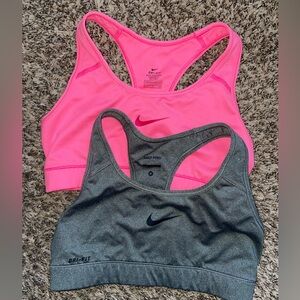 Nike sports bra -lot of 2